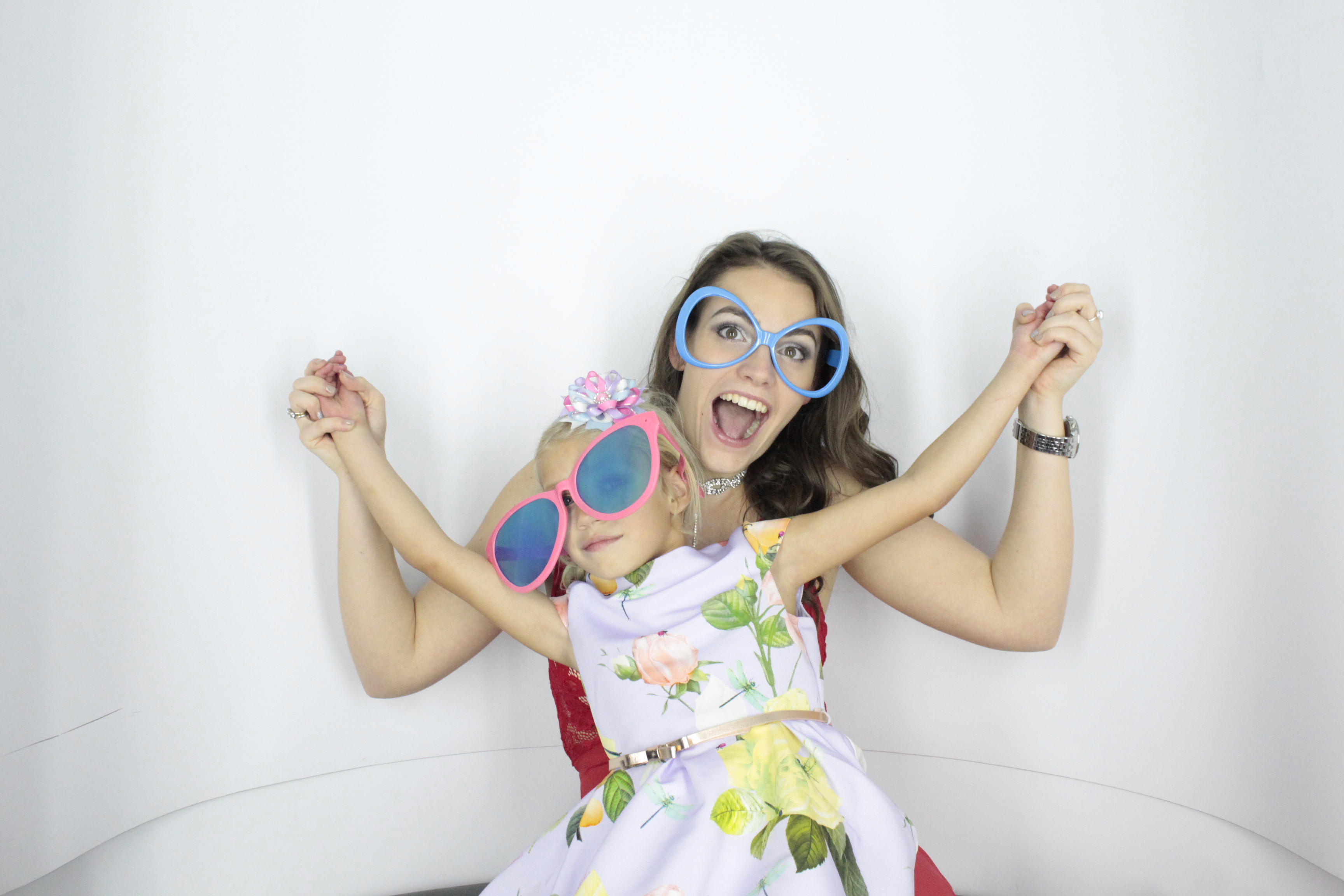 Isobel 18th Birthday Party  | View more photos from the event at gallery.myphotoboothexperience.co.uk/u/MyPhotoBoothExperienceLtd/Isobel-18th-Birthday-Party